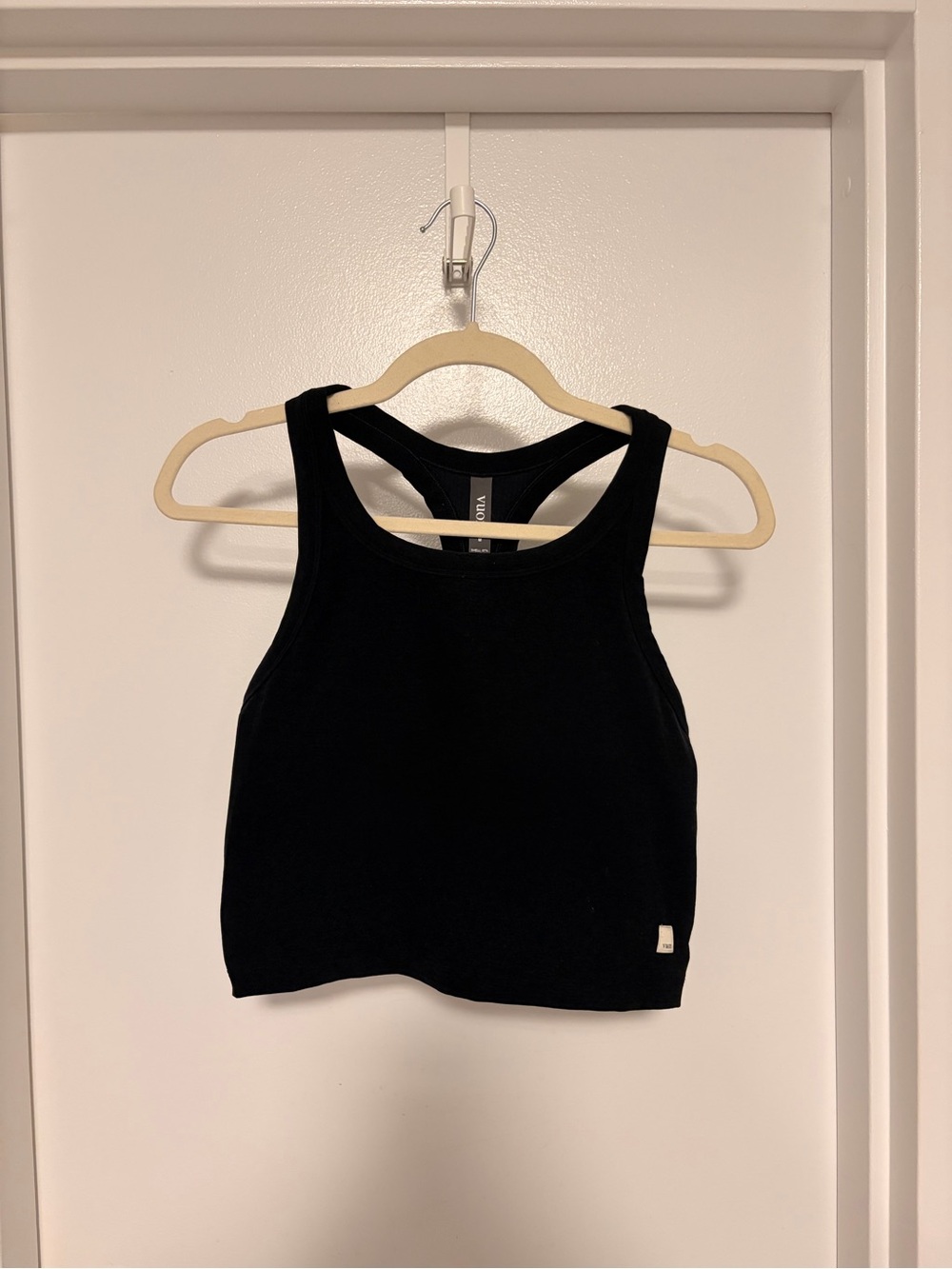 Vuori Black Racerback Crop Tank